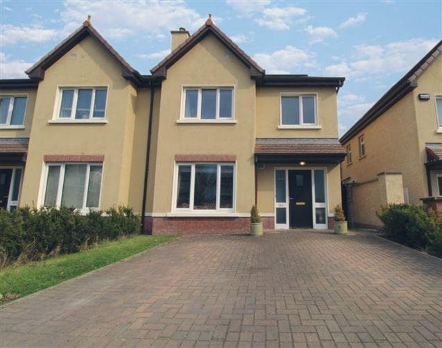 184 Kylemore, Golf Links Road, V9437Y5