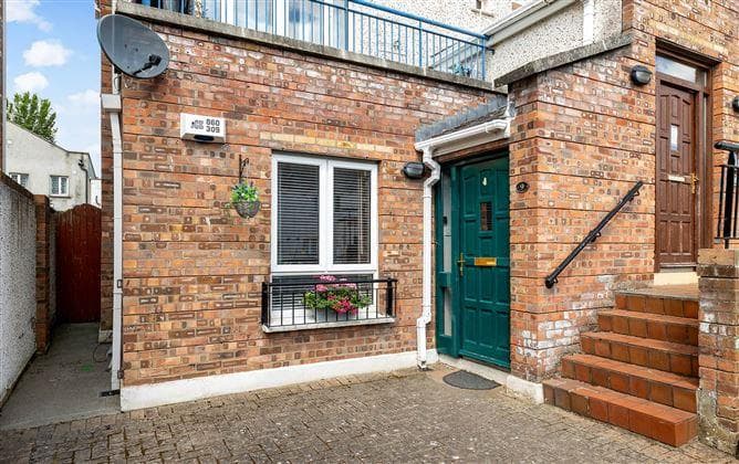 9, Gandon Mews, Co. Dublin