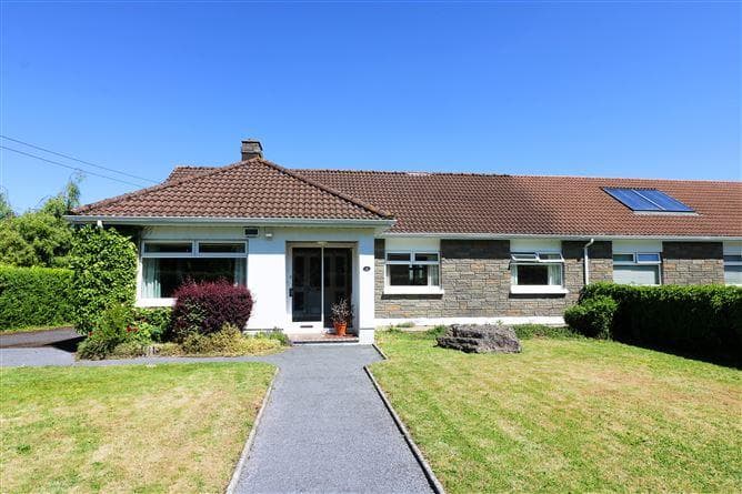 22 Castle Park, Carrick-on-Suir, Tipperary