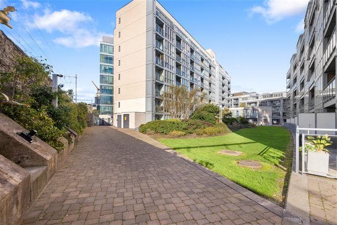 Apartment 67, The Hibernian, The Gasworks, Grand Canal Dock, Dublin 4, Dublin