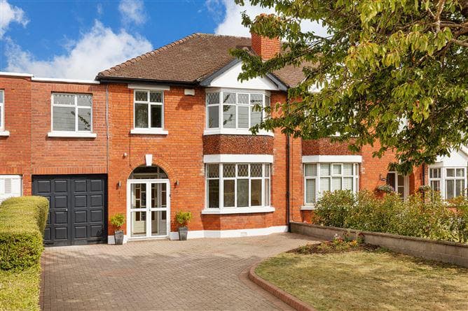 196 Collins Avenue, Whitehall, Dublin 9, D09E7P9