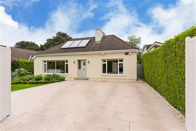 San Quirico 8 The Coppins Brighton Road Foxrock Dublin 18, Foxrock, Dublin 18, D18W1C0