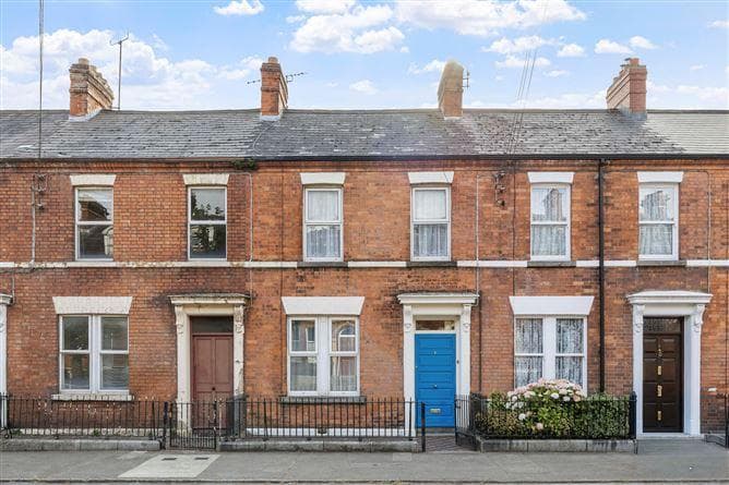 8, Castle Road, Co. Louth