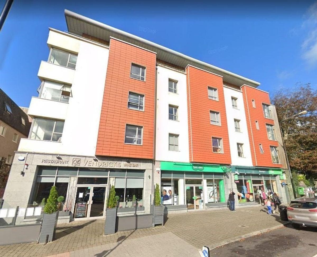 18 The Courtyard, Fairhill, Killarney, Co Kerry, V93E093