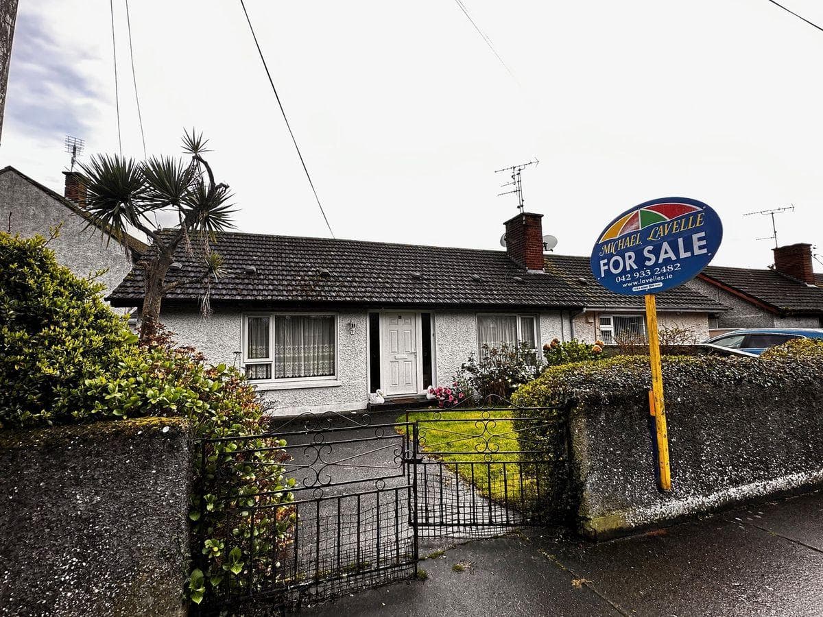 6 The Bungalows, Pearse Park, Dundalk, Co. Louth