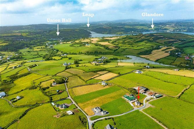 Cahergal, Union Hall, Co. Cork, P81E952