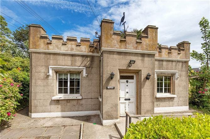 gate lodge, grace park wood, grace park road