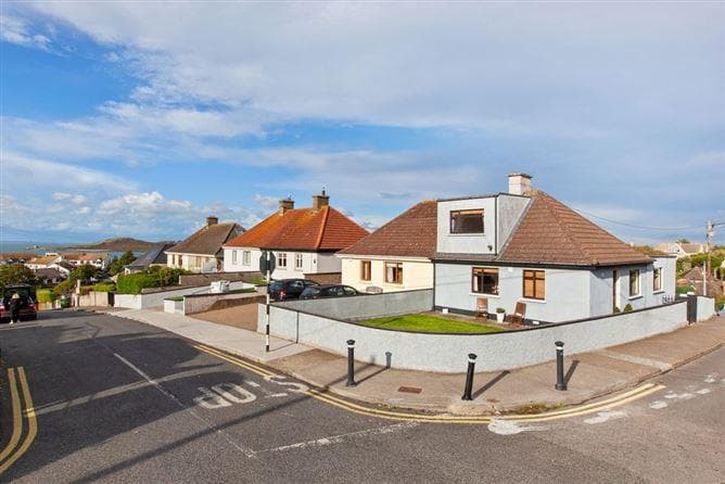 12 St Lawrence Terrace, Howth, Dublin 13