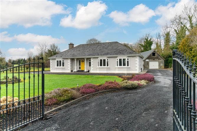 Clonshanbo, Donadea, County Kildare