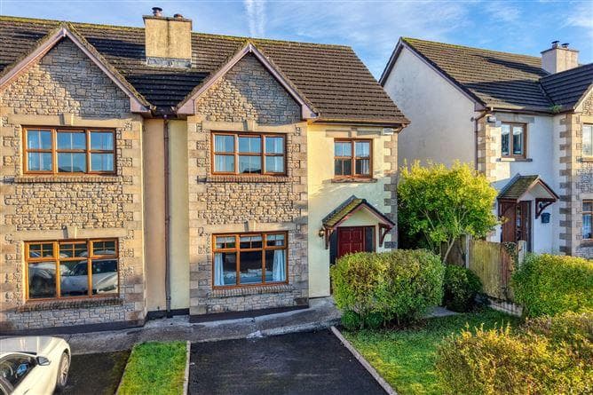 28, Canal Green, Co. Longford