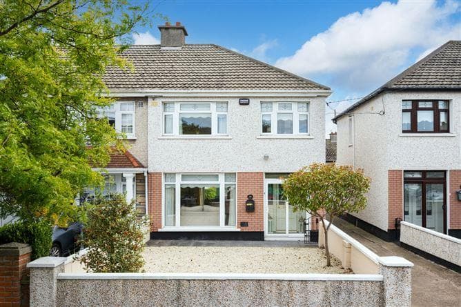 15, Riverside Crescent, Dublin 17