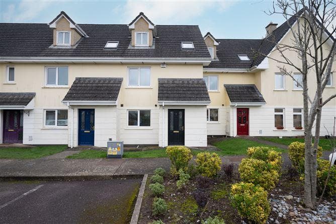 8 manor grove, grange manor, ovens