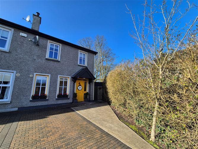 18, Bartra Green, Co. Mayo
