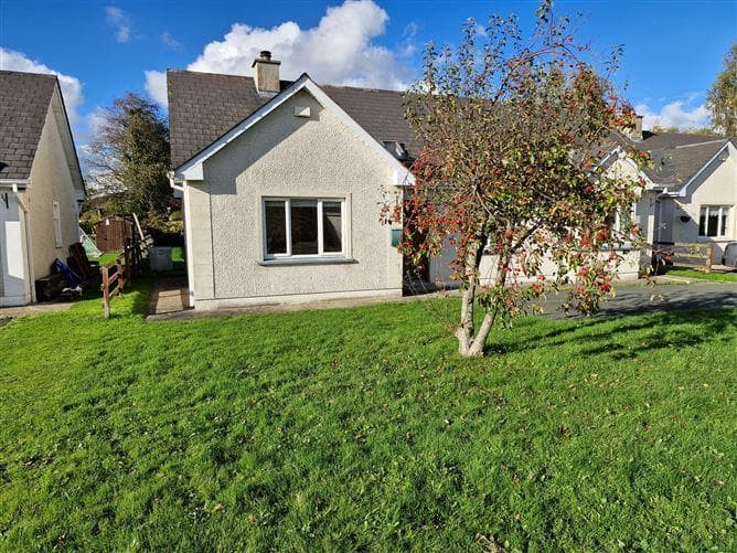 17 Beechwood Park, Tinahely, Wicklow