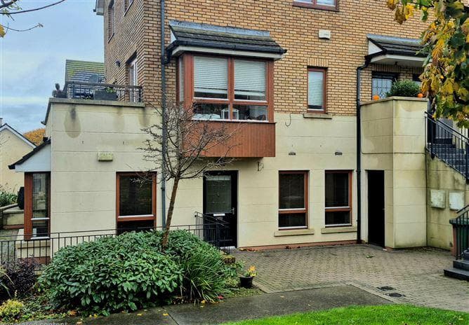 31, Oak Hall The Hill, Co. Dublin