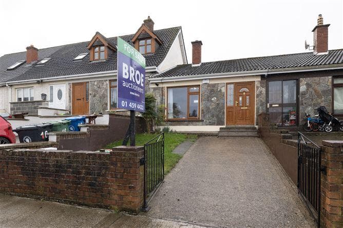 14, Woodford Close, Dublin 22