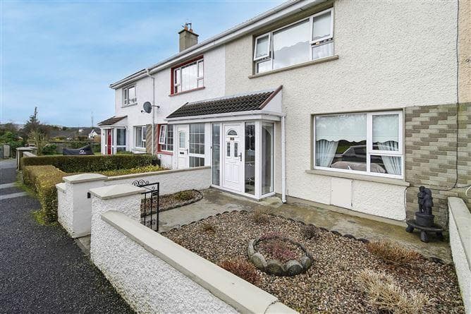 10, Oatfield Terrace, Co. Donegal