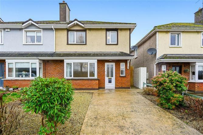 10, Ballycanew Court, Co. Wexford