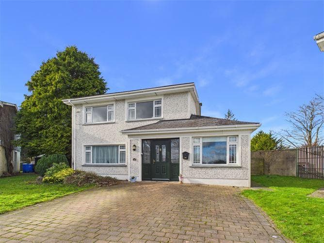 3, Knights Crescent, Co. Tipperary