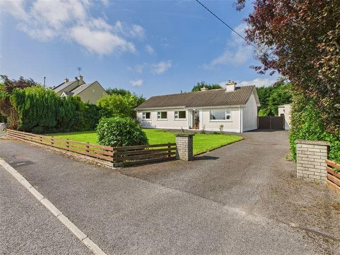 St. Brigid's Road, Portumna, Co. Galway