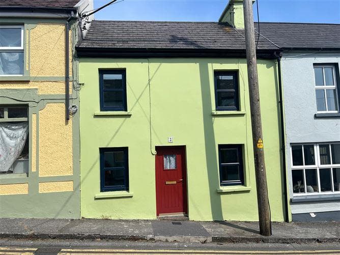 2 Pier Road, Schull, Co. Cork