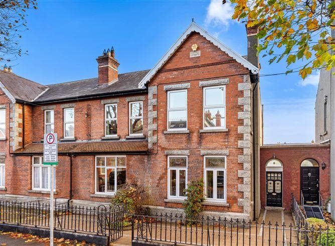 6, Iona Park, Dublin 9