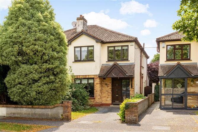 19, Woodville Grove, Co. Dublin