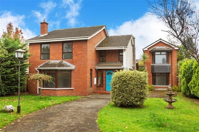 48/48a Laurleen, Stillorgan, Co. Dublin