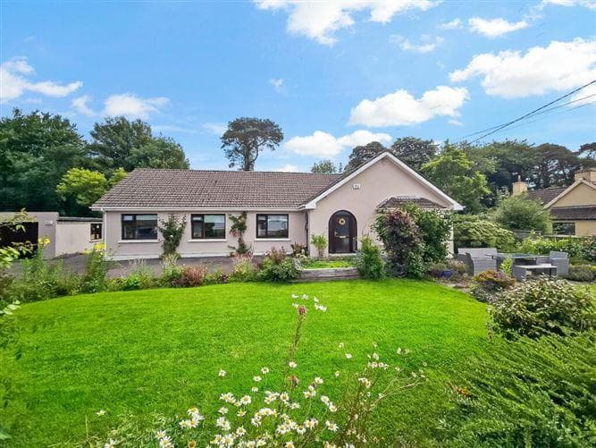 Avalon House, Gortroe, Fossa, Killarney, Kerry