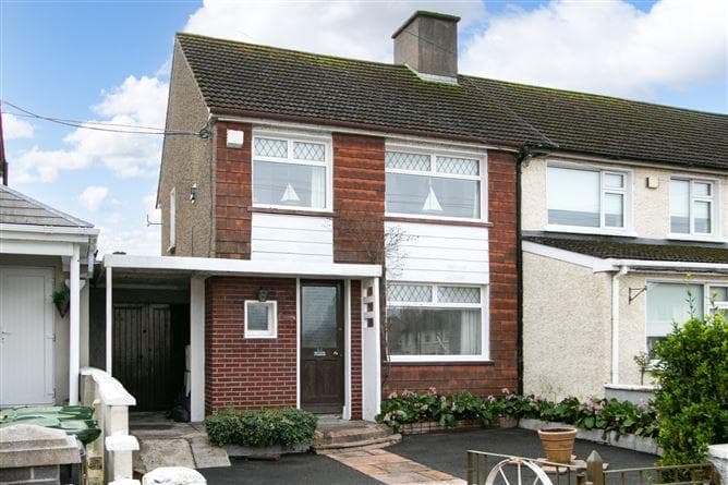 60, Loreto Crescent, Dublin 14