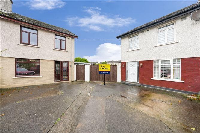 6, Oldchurch Park, Dublin 22