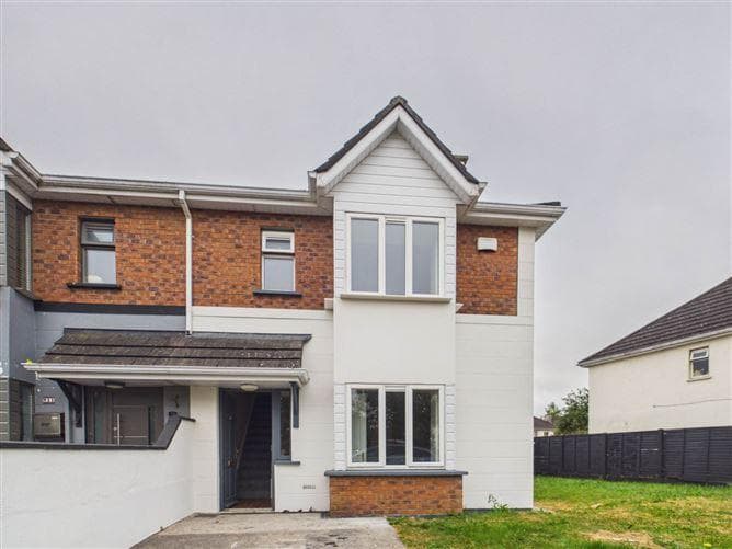 10 Hollands Park, Kildare Road, Athy, Co. Kildare, R14D597