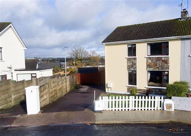 3 Elmside, Carrigaline, Cork