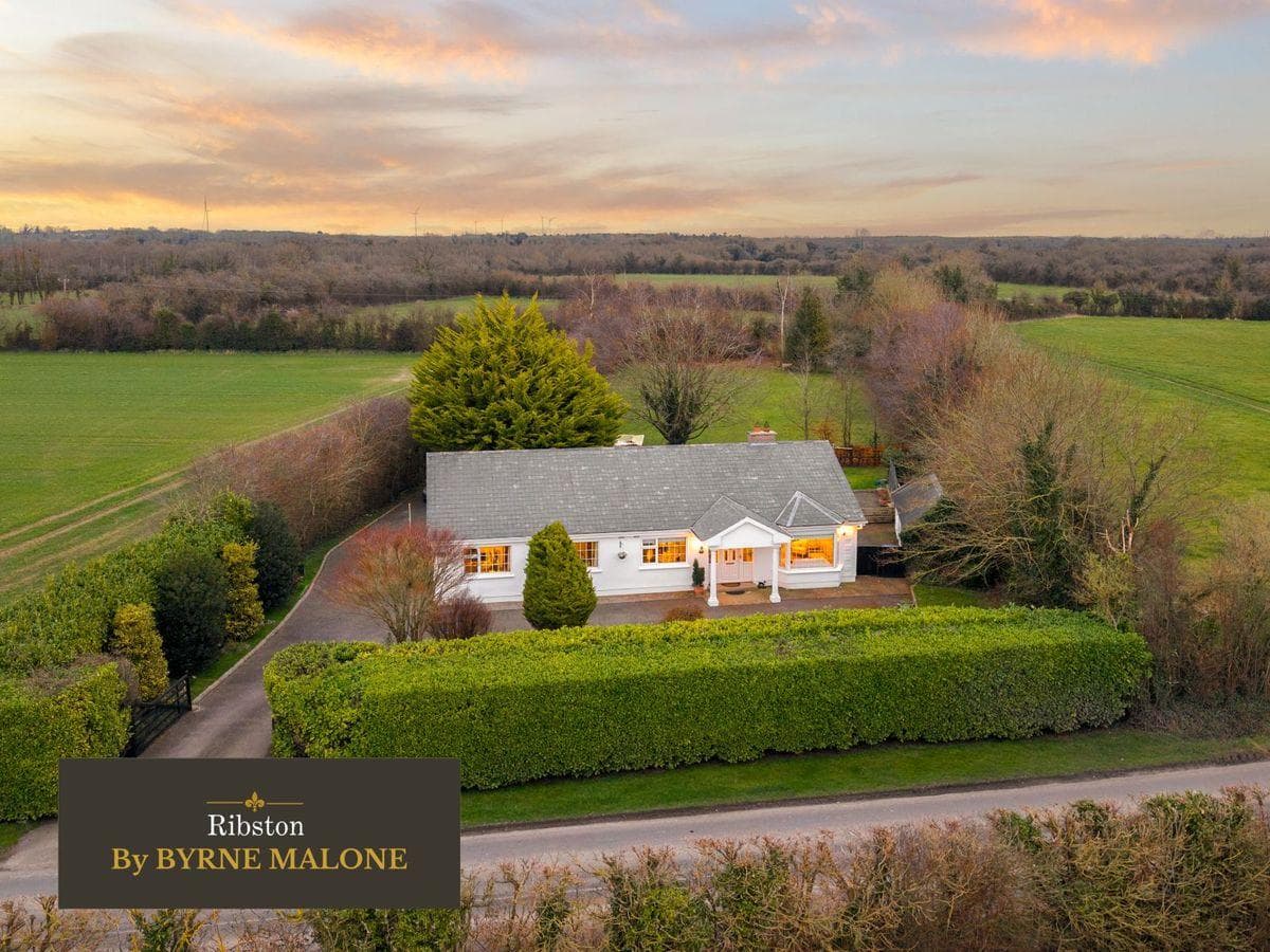Ballygarrett, Clonbulloge, Clonbullogue, Co. Offaly, R45RK27