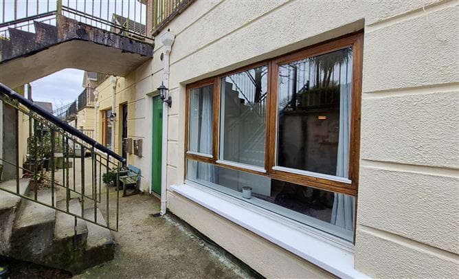 16 Woodleigh Grove, Blessington, Co. Wicklow