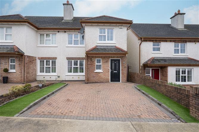 28, Coolkellure Rise, Co. Cork