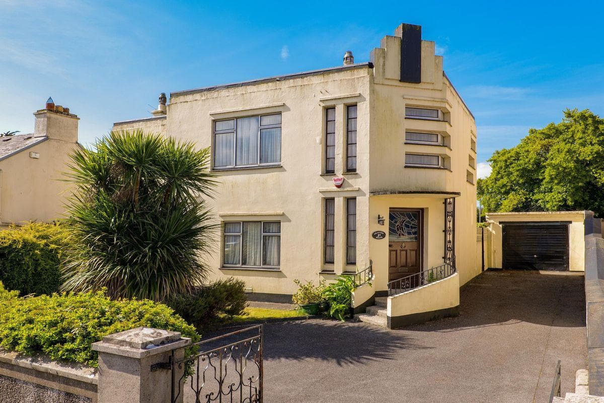 Grafton House, 27 Upper Newcastle, Newcastle, Co. Galway, H91X9DF