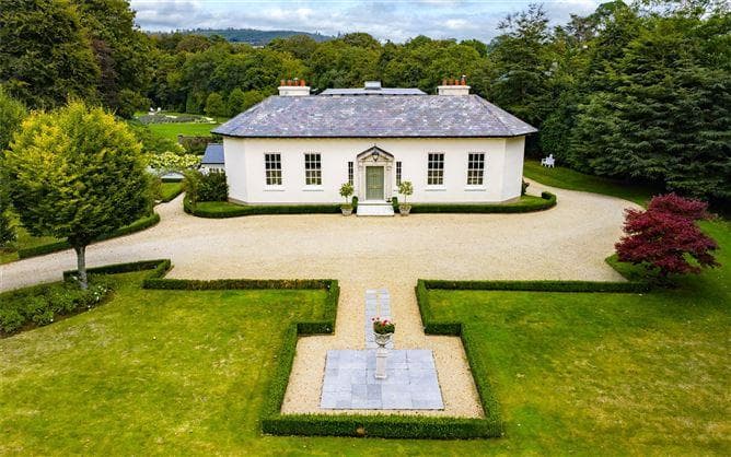Knockmacool Lodge, Knockmacool, Enniskeane, West Cork