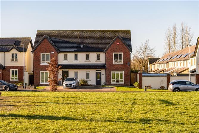 27 cois glaisin avenue, johnstown, navan