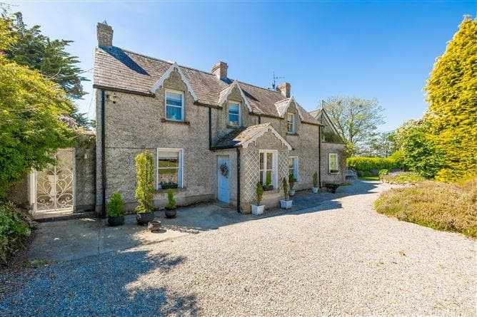 Slievenamon Cottage, Cahir, Tipperary