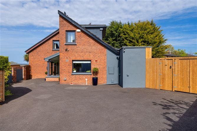 18 Grove Lawn, Malahide, Co. Dublin