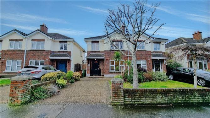 13, Wainsfort Manor Crescent, Co. Dublin