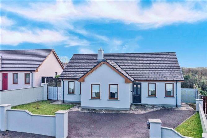 28, The Writings Ballygologue Road, Co. Kerry