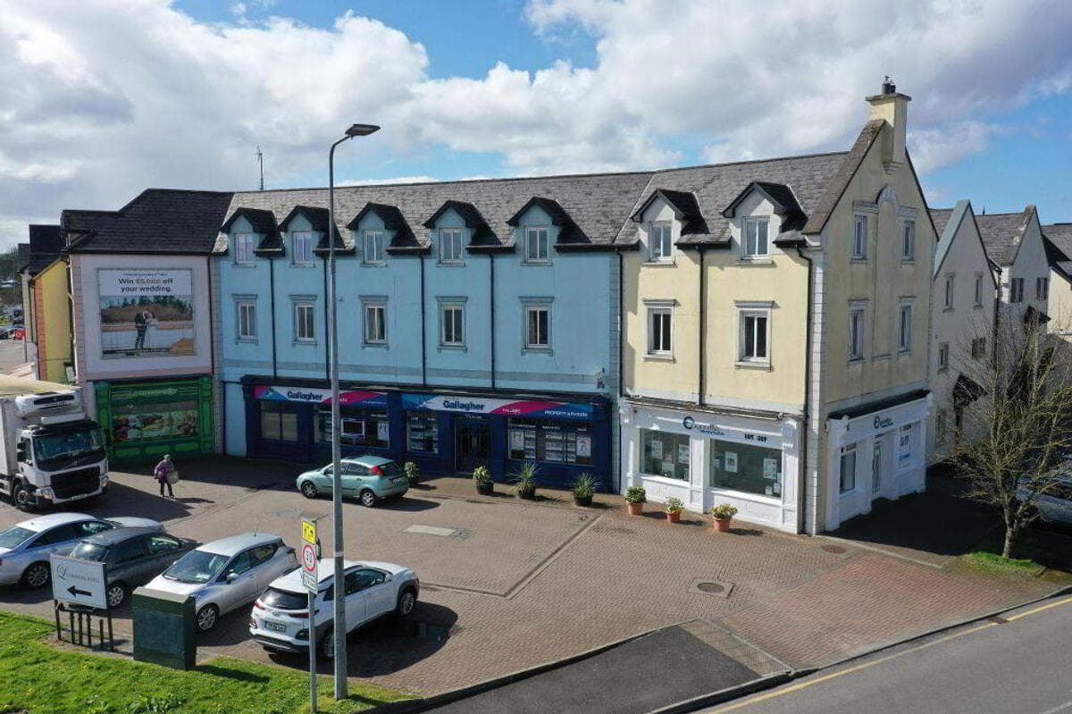 12 Riverview, Landmark Court, Carrick-on-Shannon, Co. Leitrim, N41AX66