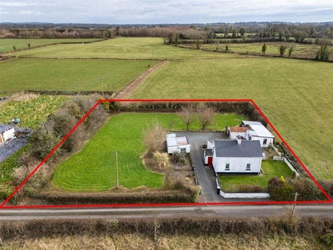 Fas Road, Ledwithstown, Ballymahon, Co. Longford, N39CH01