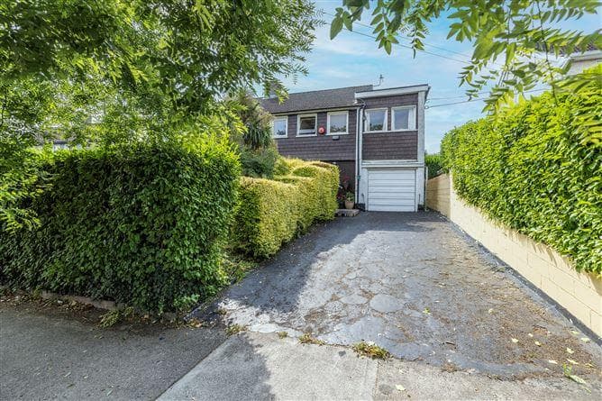 197 Barton Road East, Dundrum, Dublin 14