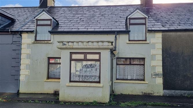 No.3 Station Row, Dingle, Kerry