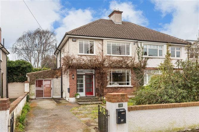 31, Hyde Park, Co. Cork