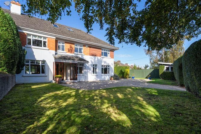 39, Priory Avenue, Co. Dublin