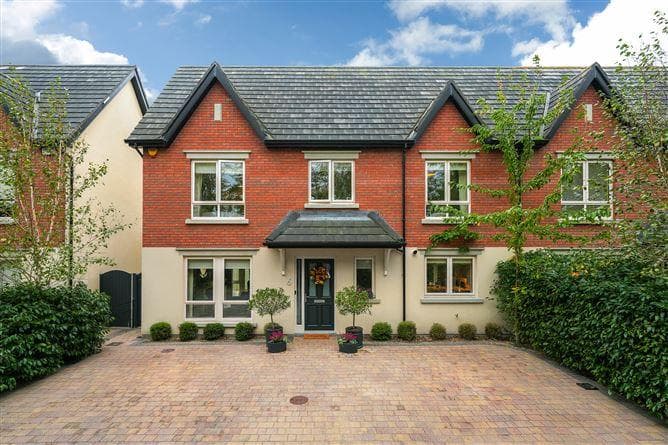 6, Coill Dubh Court, Co. Dublin